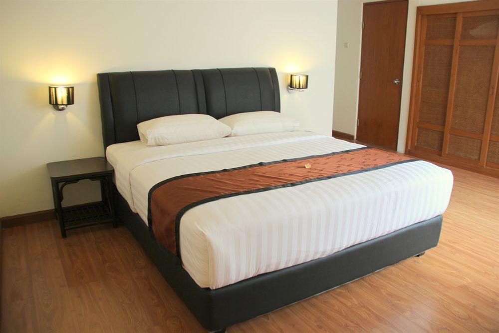 ปลากู ฮอลิเดย์ โฮเต็ล Hotel นูซาดูอา ภายนอก รูปภาพ