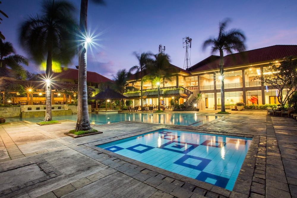 ปลากู ฮอลิเดย์ โฮเต็ล Hotel นูซาดูอา ภายนอก รูปภาพ